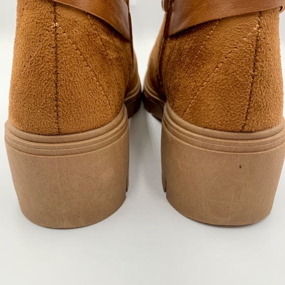 Wanted “CINDER” brown/tan heeled zipper/buckle boho grunge, Lug sole ankle boots - Picture 6 of 13